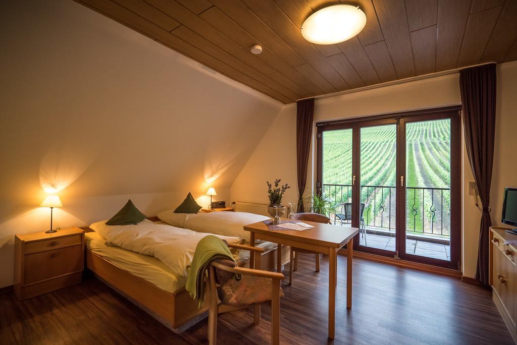 Weingut Peifer Apartment Traben-Trarbach Ruang foto